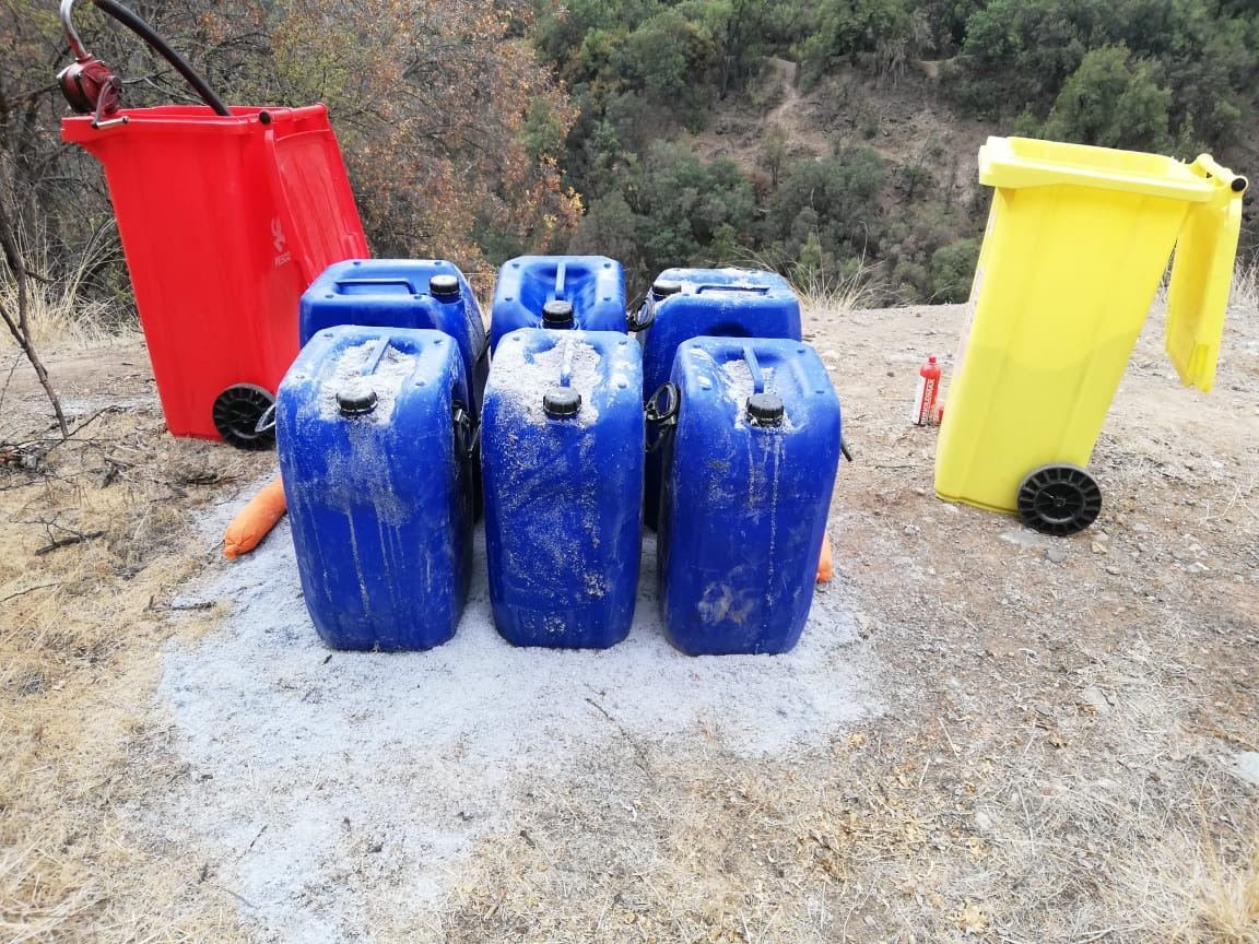 Retiro de residuos y derrames: Contenedores y bidones para el manejo de hidrocarburos
