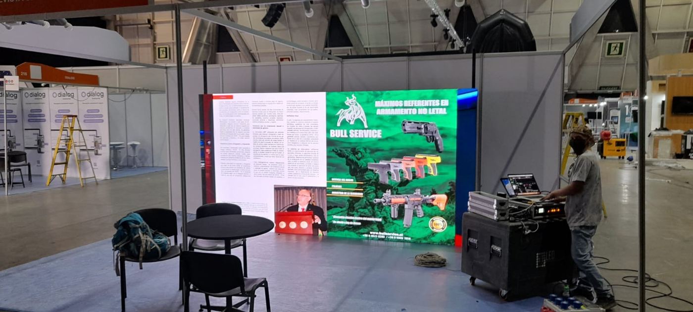 Stand Bull Service: Presentación de nuestra línea de equipamiento y servicios